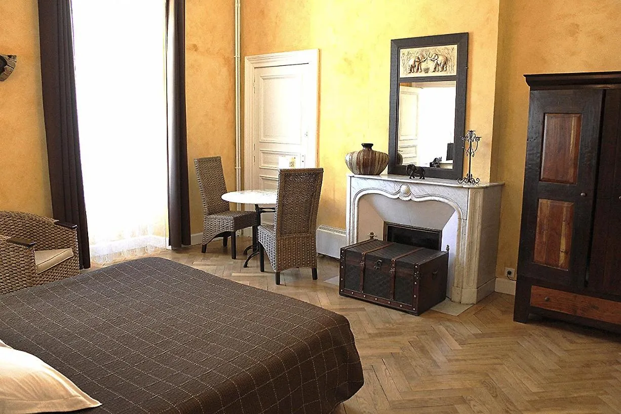 Bed and breakfast Chateau de Viviez